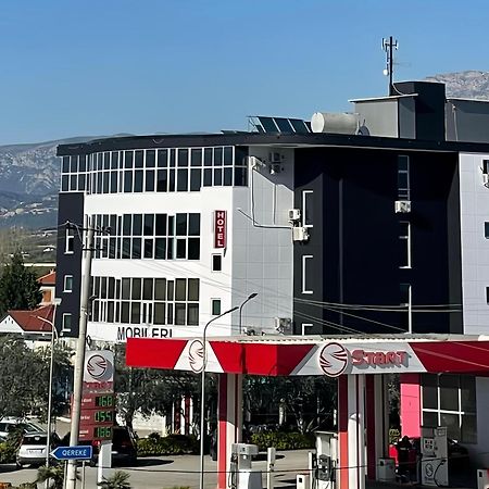 Grand Hotel Gjyshi Qerrexhias Exteriör bild