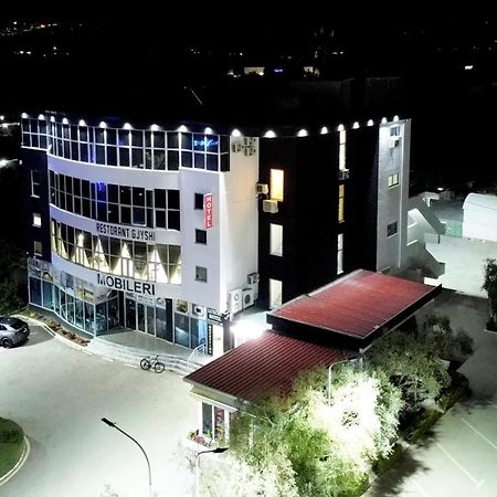 Grand Hotel Gjyshi Qerrexhias Exteriör bild